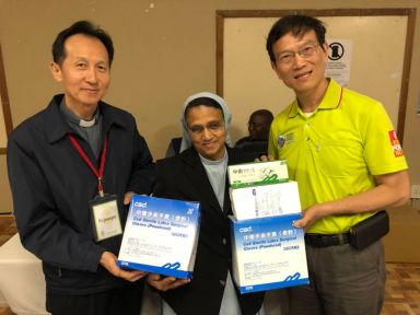 CSD donated medical supplies to Africa from Taiwan medical team.